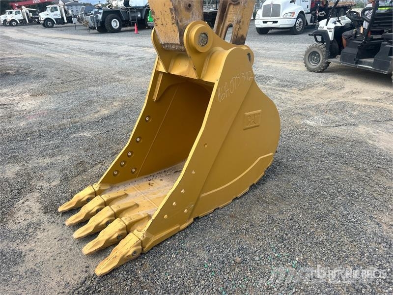 CAT 320 Gravemaskiner på larvebånd