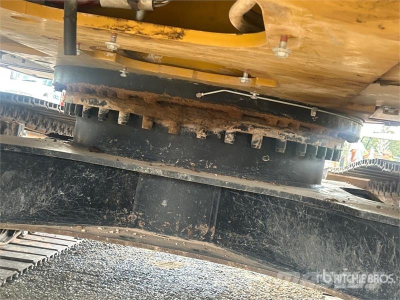 CAT 320 Gravemaskiner på larvebånd