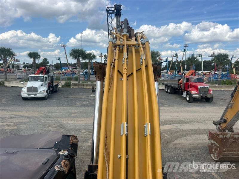 CAT 320 Gravemaskiner på larvebånd
