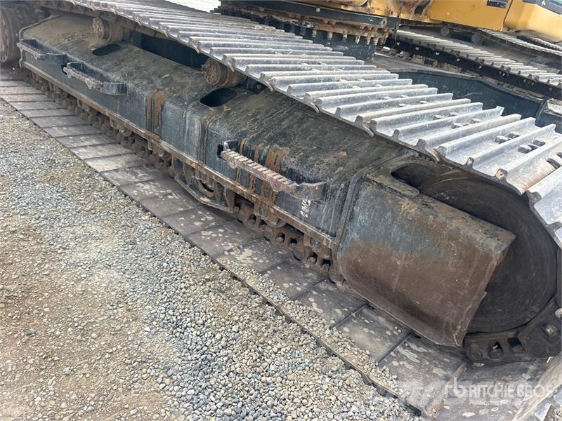 CAT 320 Gravemaskiner på larvebånd