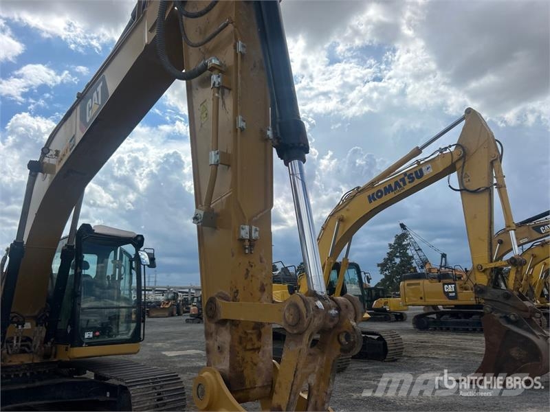 CAT 320 Gravemaskiner på larvebånd