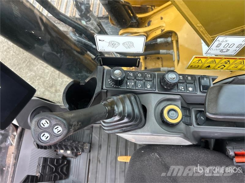 CAT 320 GC Tracked Excavator Raupenbagger