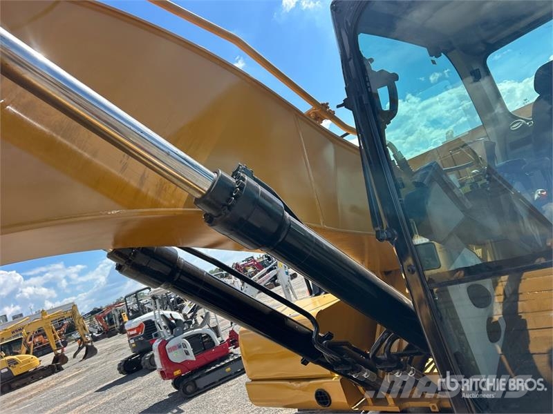 CAT 320 GC Tracked Excavator Bagri goseničarji