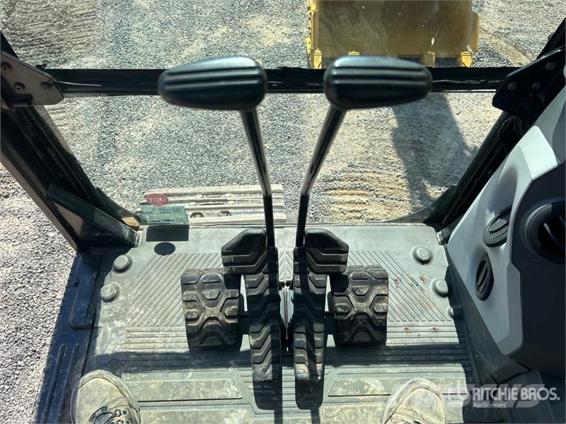 CAT 320 GC Tracked Excavator Bagri goseničarji