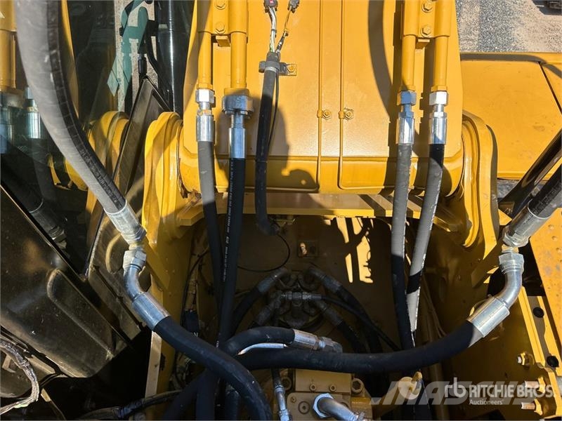 CAT 320 GC Tracked Excavator Roomikekskavaatorid