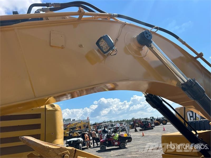 CAT 320 GC Tracked Excavator Roomikekskavaatorid