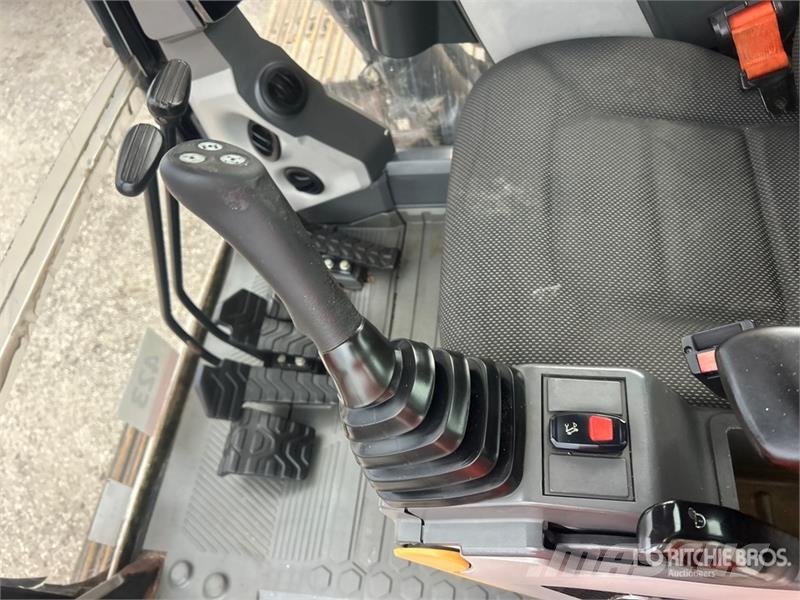 CAT 320 GC Tracked Excavator Гусеничные экскаваторы