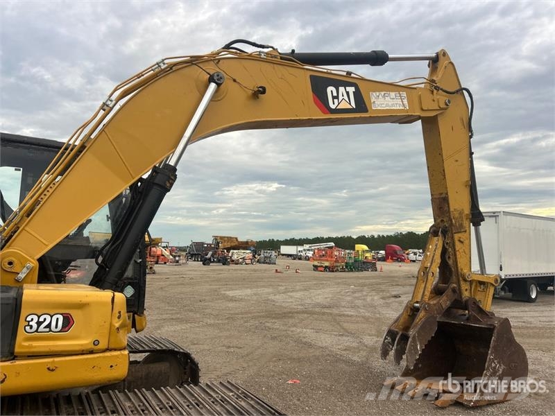 CAT 320 GC Tracked Excavator Гусеничные экскаваторы