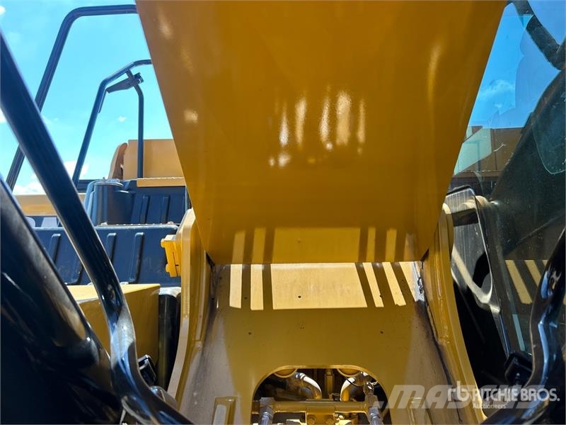 CAT 320 GC Tracked Excavator Roomikekskavaatorid