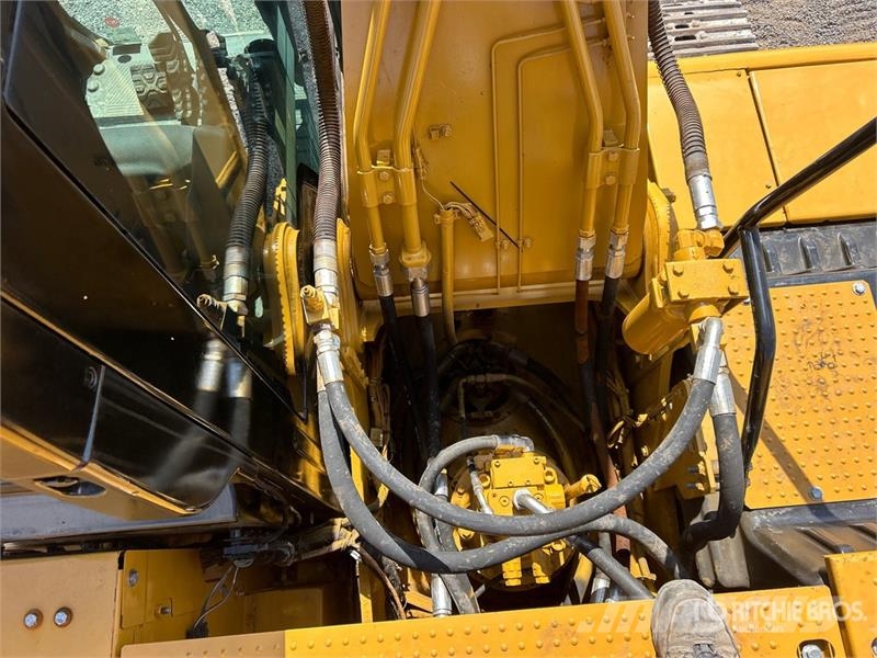 CAT 320 GC Tracked Excavator Bagri goseničarji