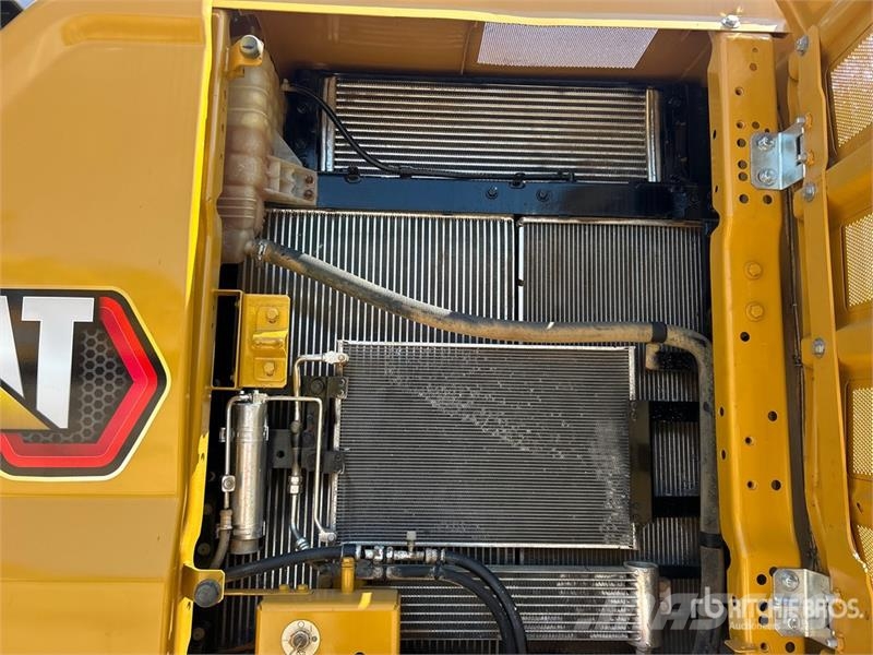 CAT 320 GC Tracked Excavator Roomikekskavaatorid