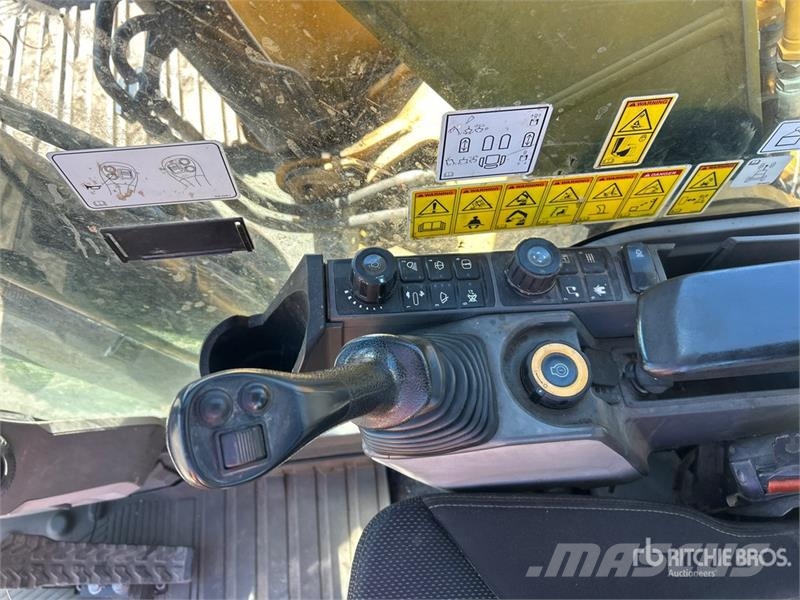 CAT 320 Long Reach Tracked Excavator Bageri gusjeničari