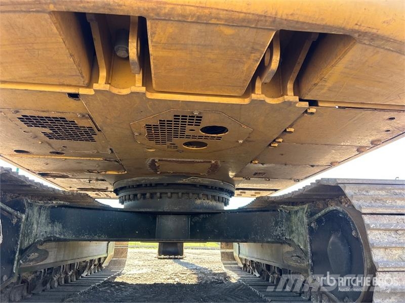 CAT 320 Long Reach Tracked Excavator Bageri gusjeničari