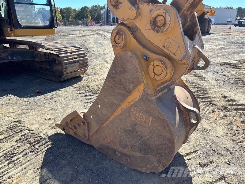 CAT 320 Tracked Excavator Bageri guseničari