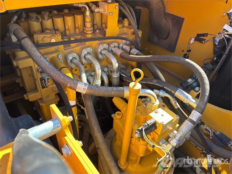 CAT 320 Tracked Excavator Bageri guseničari