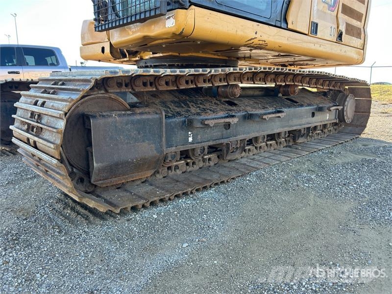 CAT 320 Tracked Excavator Bagri goseničarji