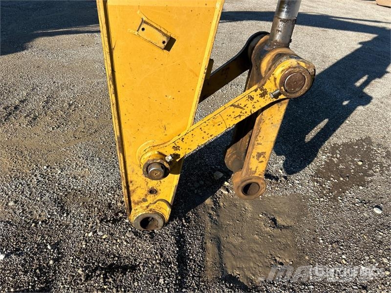CAT 320 Tracked Excavator Bagri goseničarji
