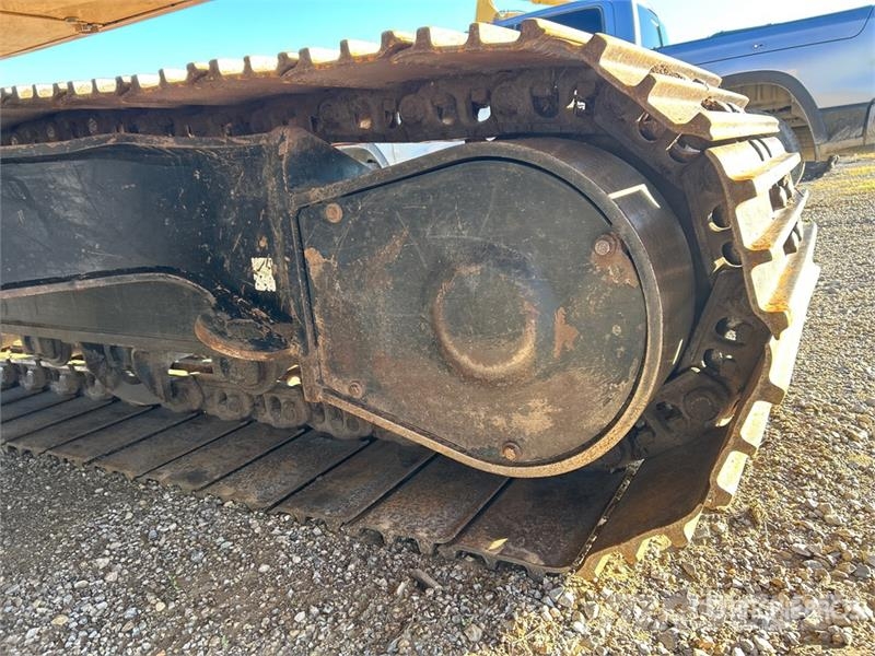 CAT 320 Tracked Excavator Bagri goseničarji