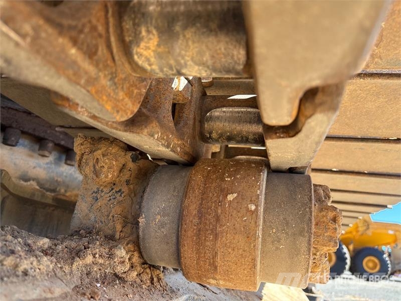 CAT 320 Tracked Excavator Bageri guseničari