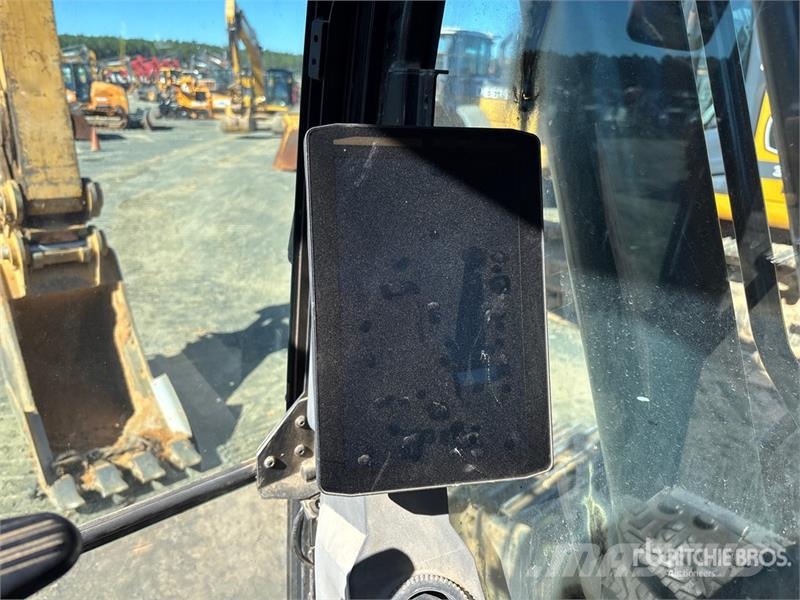 CAT 320 Tracked Excavator Bageri guseničari