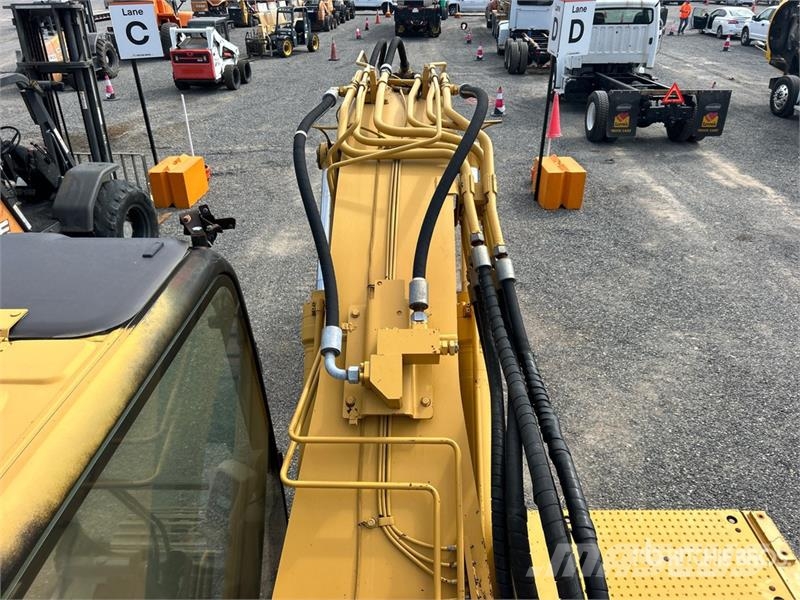 CAT 320C Гусеничные экскаваторы