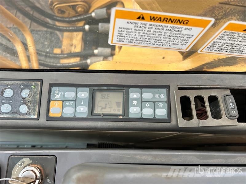 CAT 320C Гусеничные экскаваторы