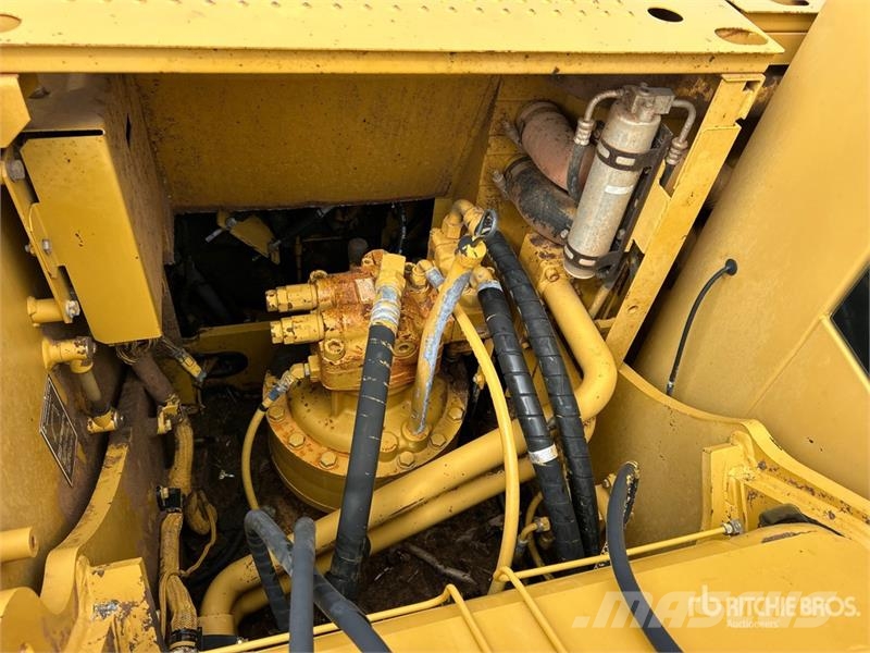 CAT 320C Гусеничные экскаваторы