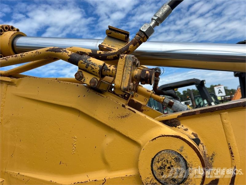 CAT 320C Гусеничные экскаваторы