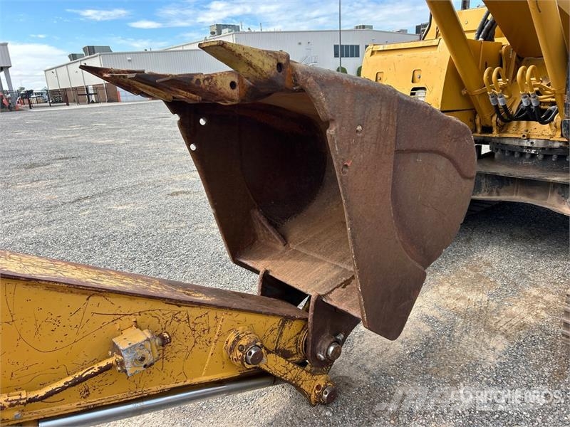 CAT 320C Гусеничные экскаваторы
