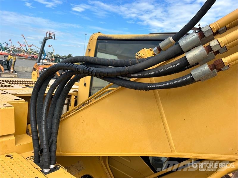 CAT 320C L Tracked Excavator Raupenbagger