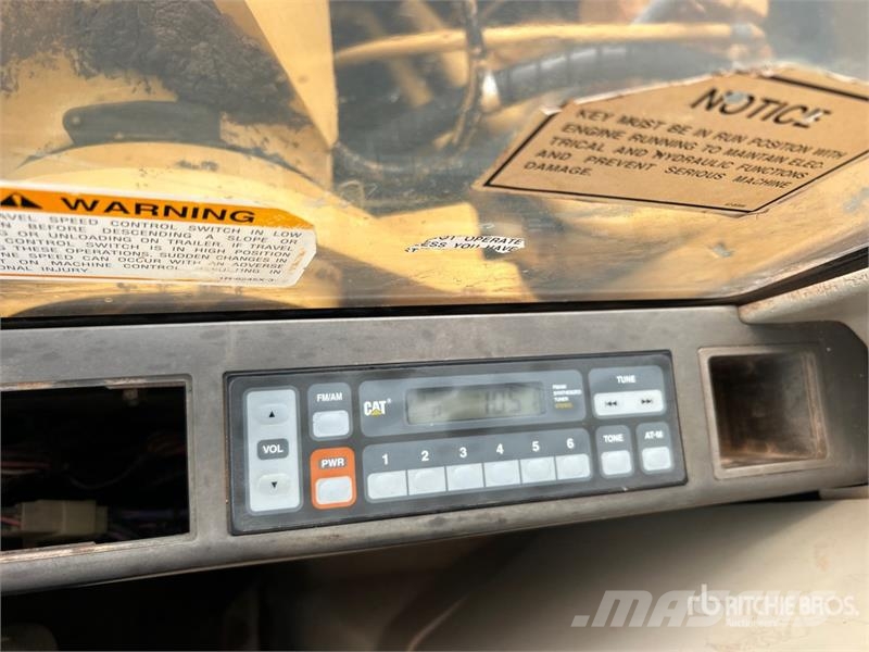 CAT 320C L Tracked Excavator Raupenbagger