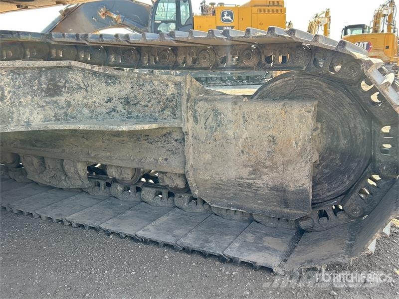 CAT 320E L Tracked Excavator Bagri goseničarji