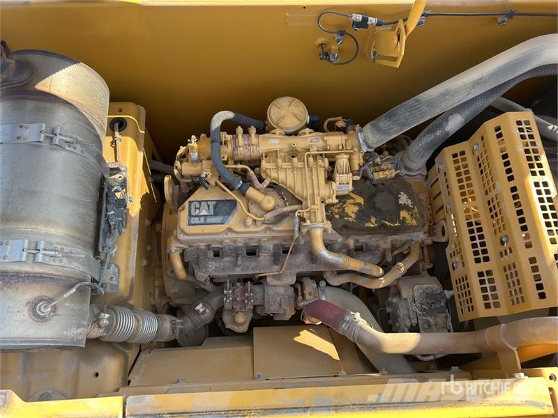 CAT 320E L Tracked Excavator Bagri goseničarji