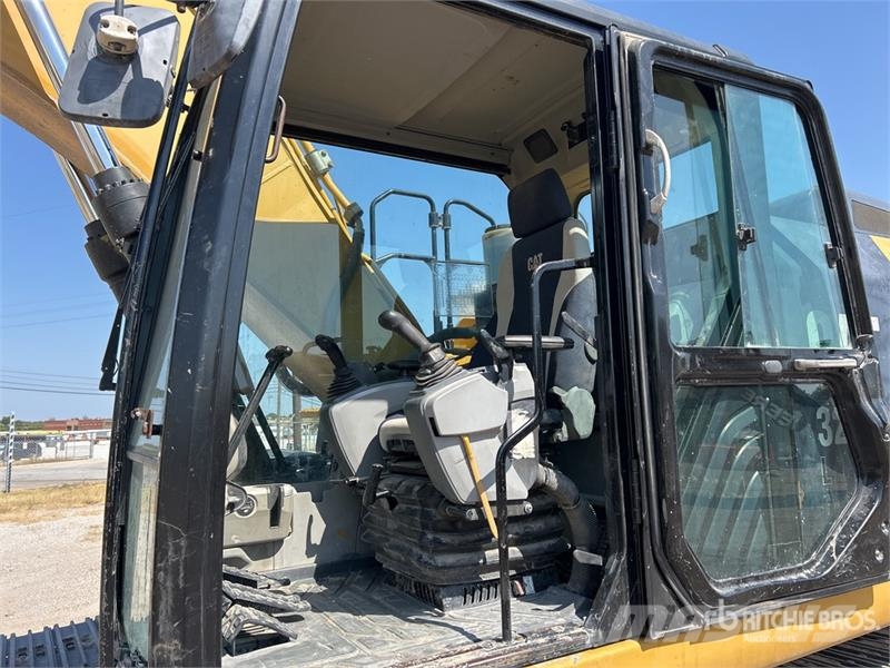 CAT 320E L Tracked Excavator Bagri goseničarji