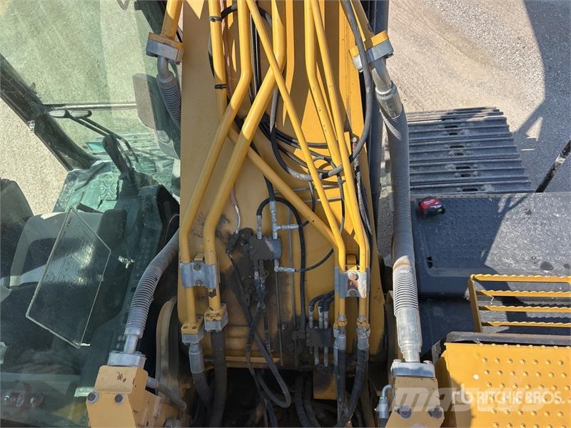 CAT 320E L Tracked Excavator Bagri goseničarji