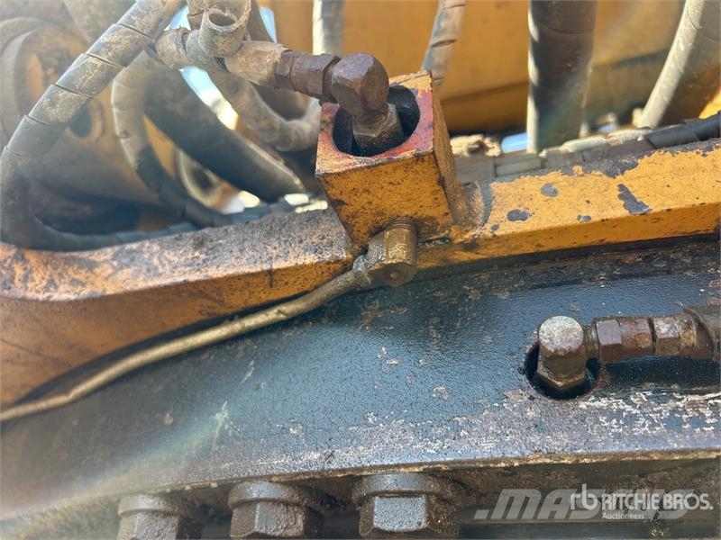 CAT 320E L Tracked Excavator Bagri goseničarji
