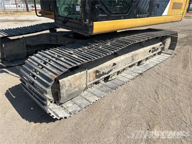 CAT 320E L Tracked Excavator Bagri goseničarji