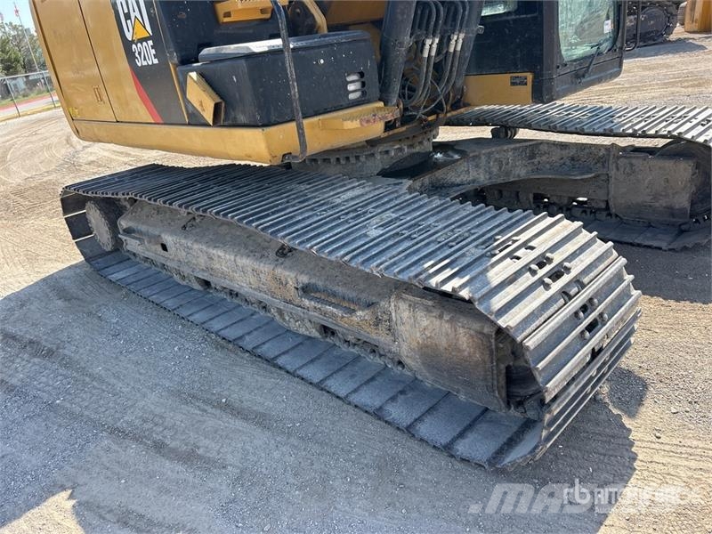 CAT 320E L Tracked Excavator Bagri goseničarji