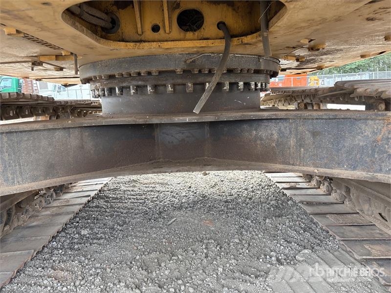 CAT 320E LRR Tracked Excavator Kāpurķēžu ekskavatori