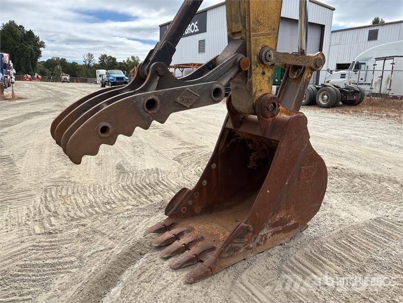 CAT 320E LRR Tracked Excavator Kāpurķēžu ekskavatori