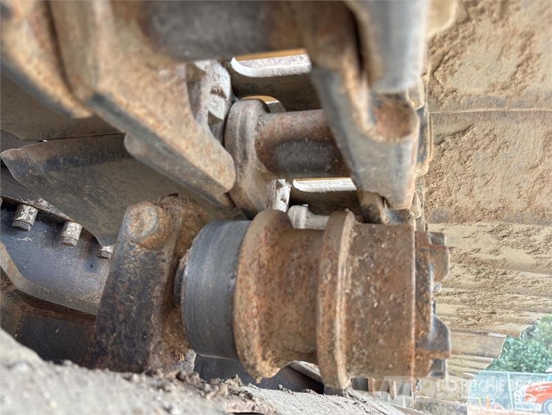 CAT 320E LRR Tracked Excavator Kāpurķēžu ekskavatori