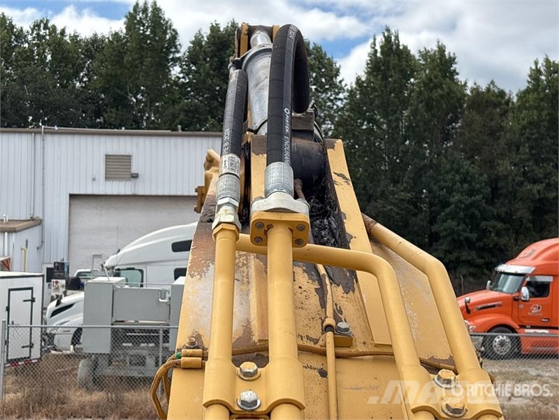 CAT 320E LRR Tracked Excavator Kāpurķēžu ekskavatori