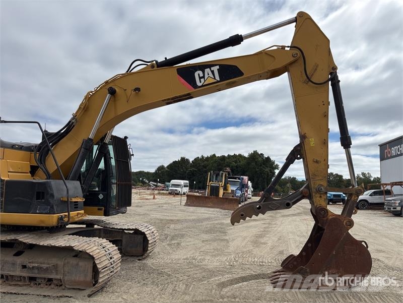 CAT 320E LRR Tracked Excavator Kāpurķēžu ekskavatori