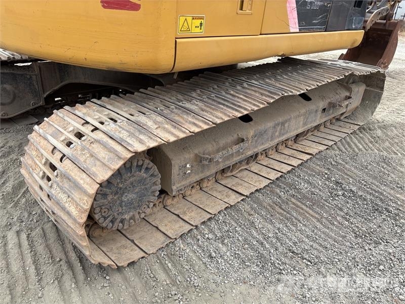 CAT 320E LRR Tracked Excavator Kāpurķēžu ekskavatori