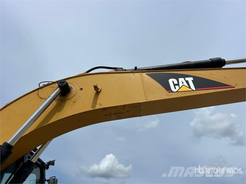CAT 320F L Tracked Excavator Gravemaskiner på larvebånd