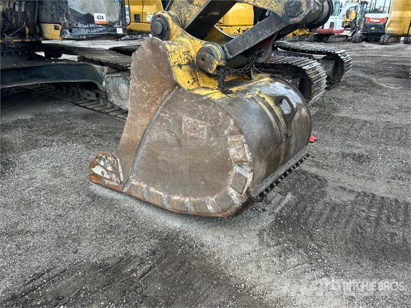 CAT 320F L Tracked Excavator Bagri goseničarji