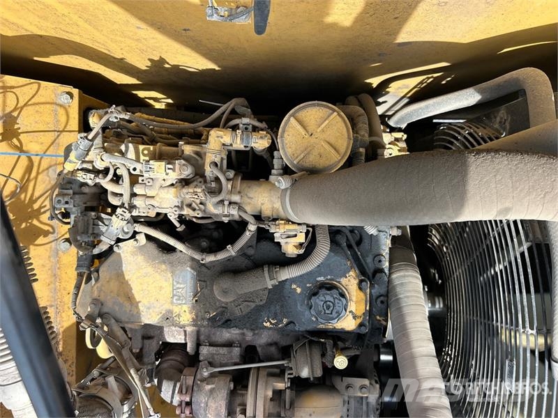 CAT 320F L Tracked Excavator Gravemaskiner på larvebånd