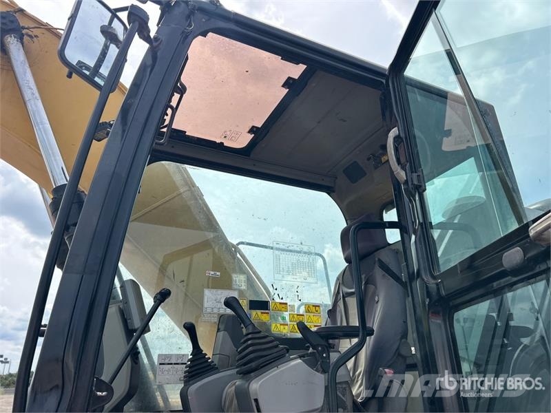 CAT 320F L Tracked Excavator Gravemaskiner på larvebånd