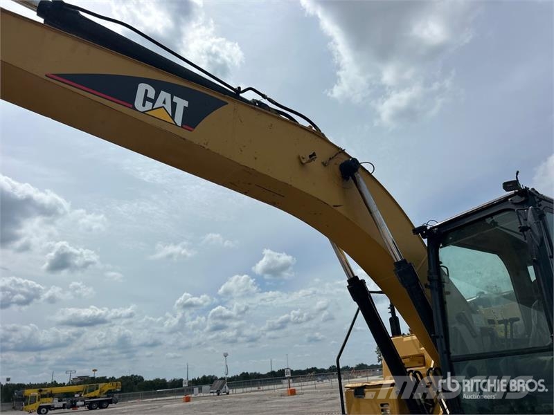 CAT 320F L Tracked Excavator Gravemaskiner på larvebånd