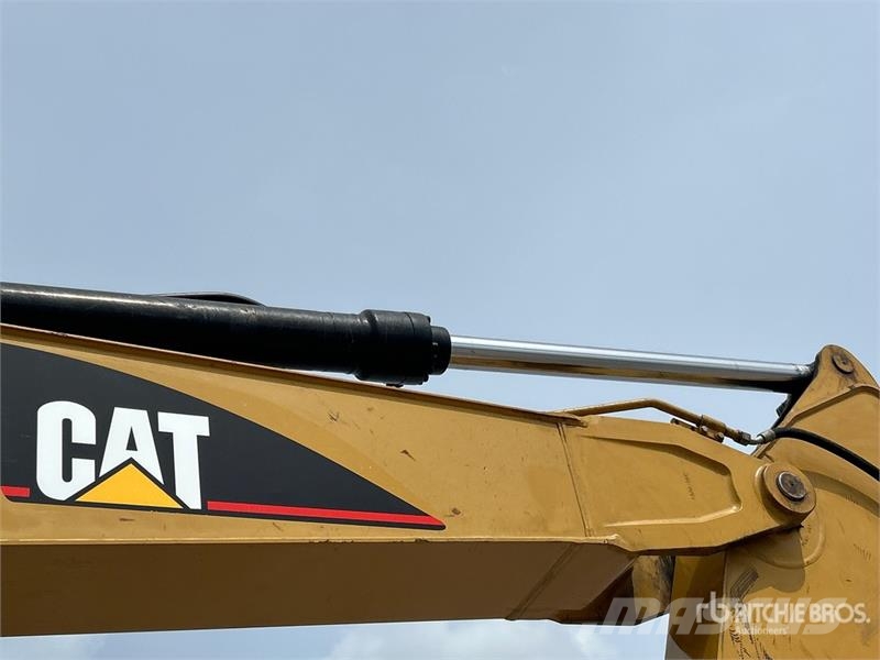 CAT 320F L Tracked Excavator Gravemaskiner på larvebånd